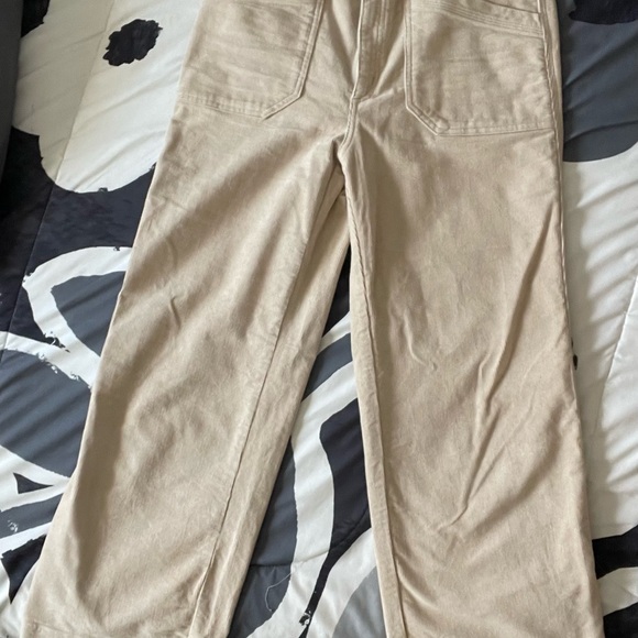 Patagonia women’s Corduroy Pants in Tan - Picture 2 of 6